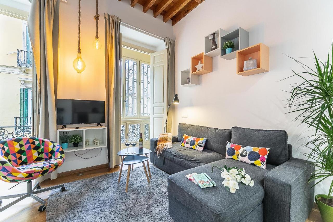 Larios Deluxe Studio Malaga Bagian luar foto