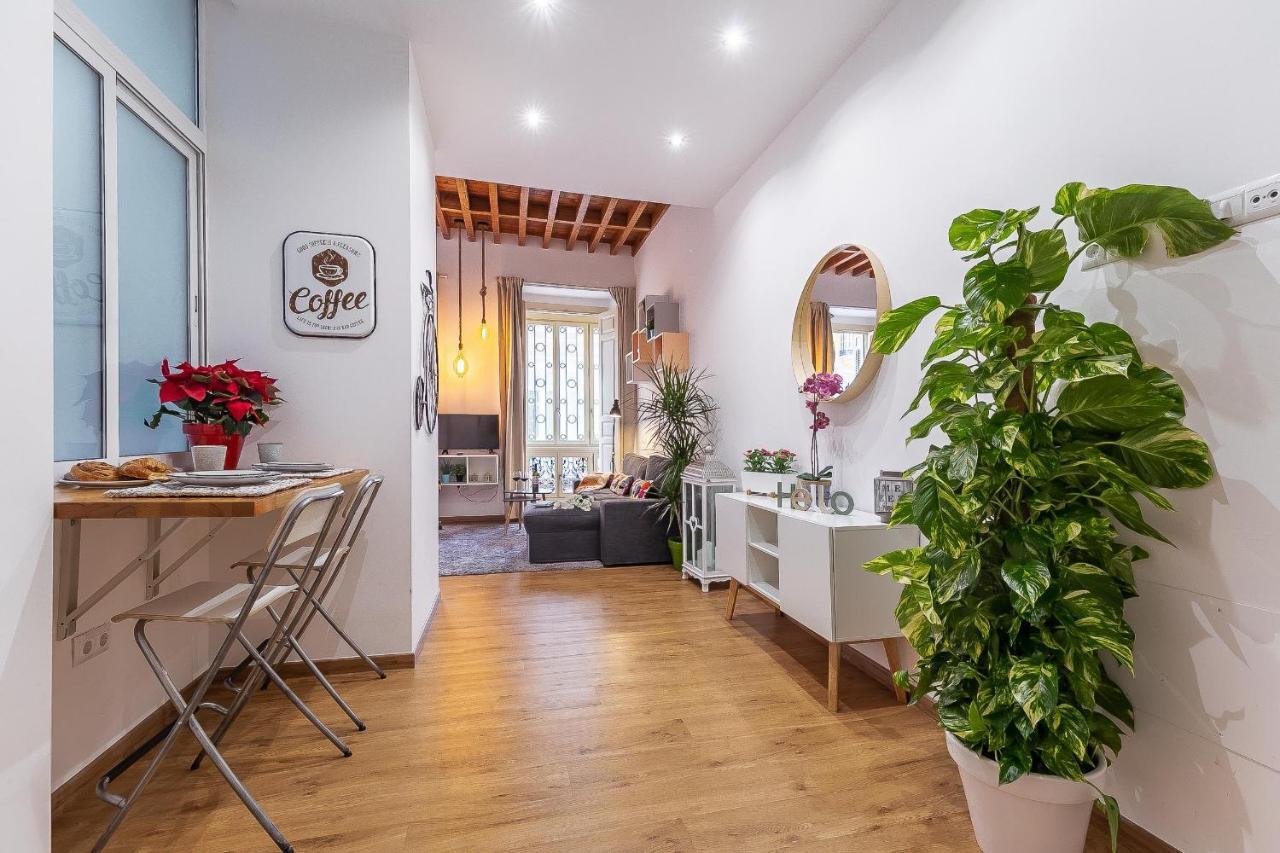 Larios Deluxe Studio Malaga Bagian luar foto