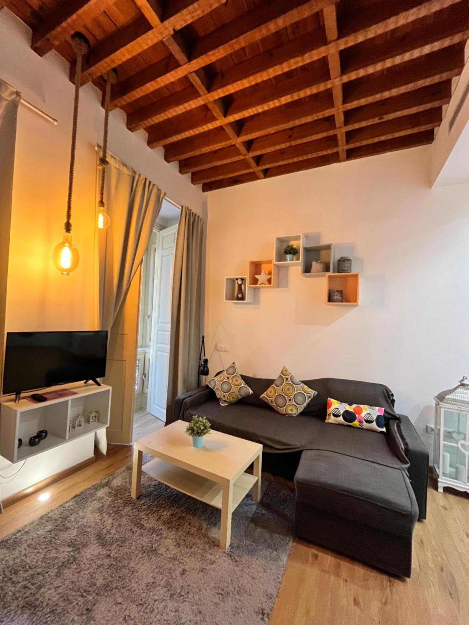 Larios Deluxe Studio Malaga Bagian luar foto