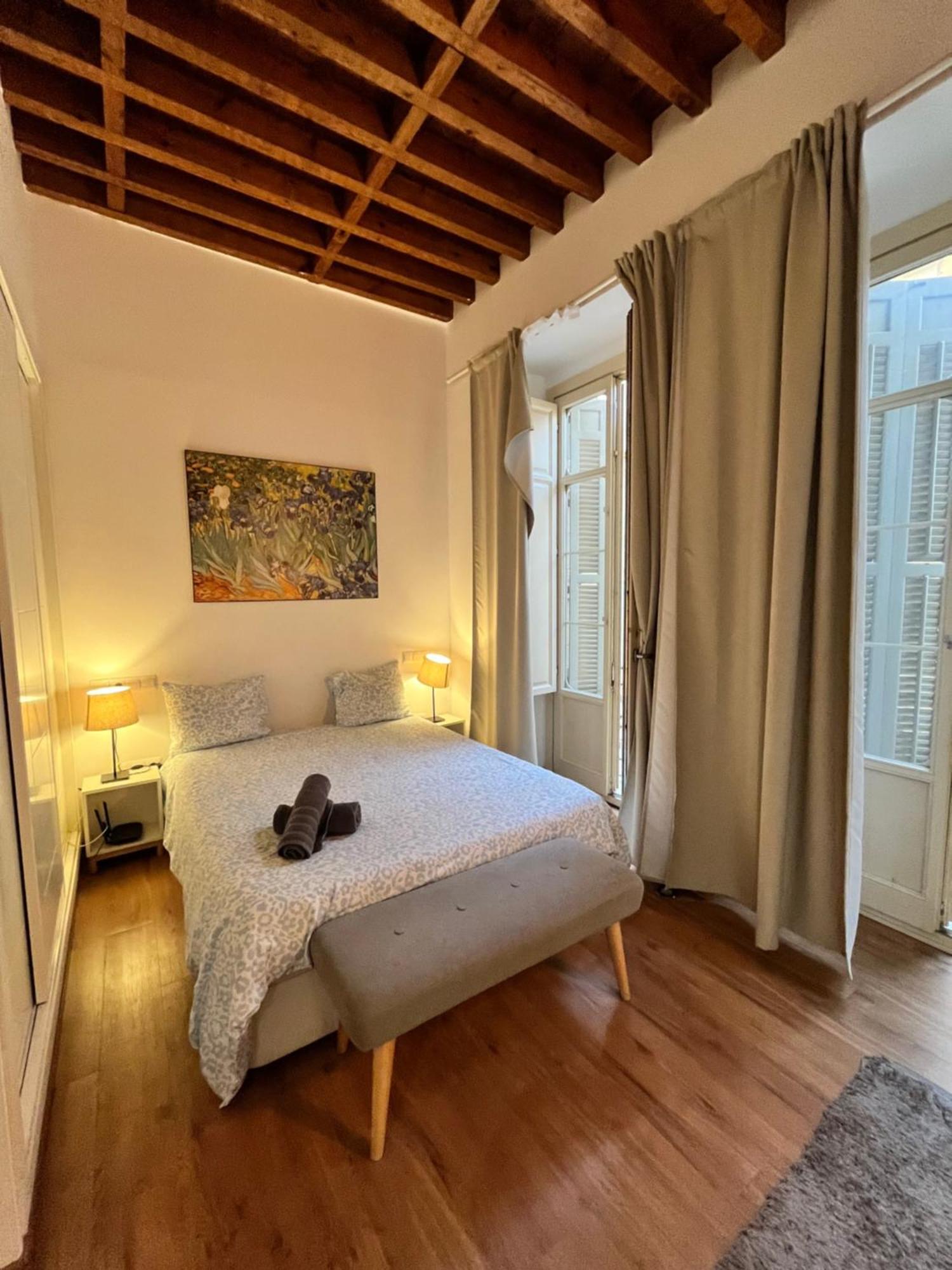 Larios Deluxe Studio Malaga Bagian luar foto
